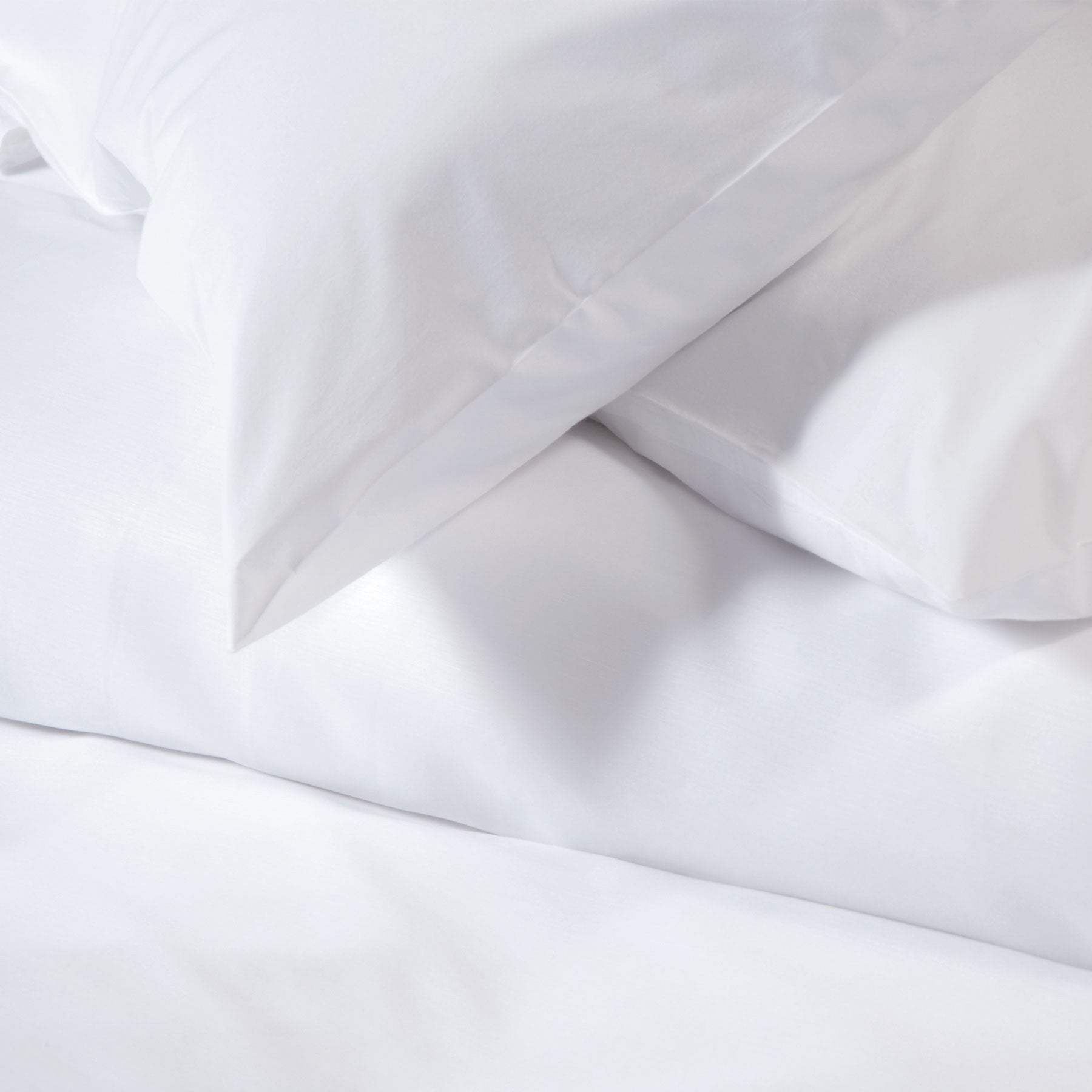 Valiant Products Simplicity white 180 thread count cotton-polyester blend flat sheet with crisp percale weave