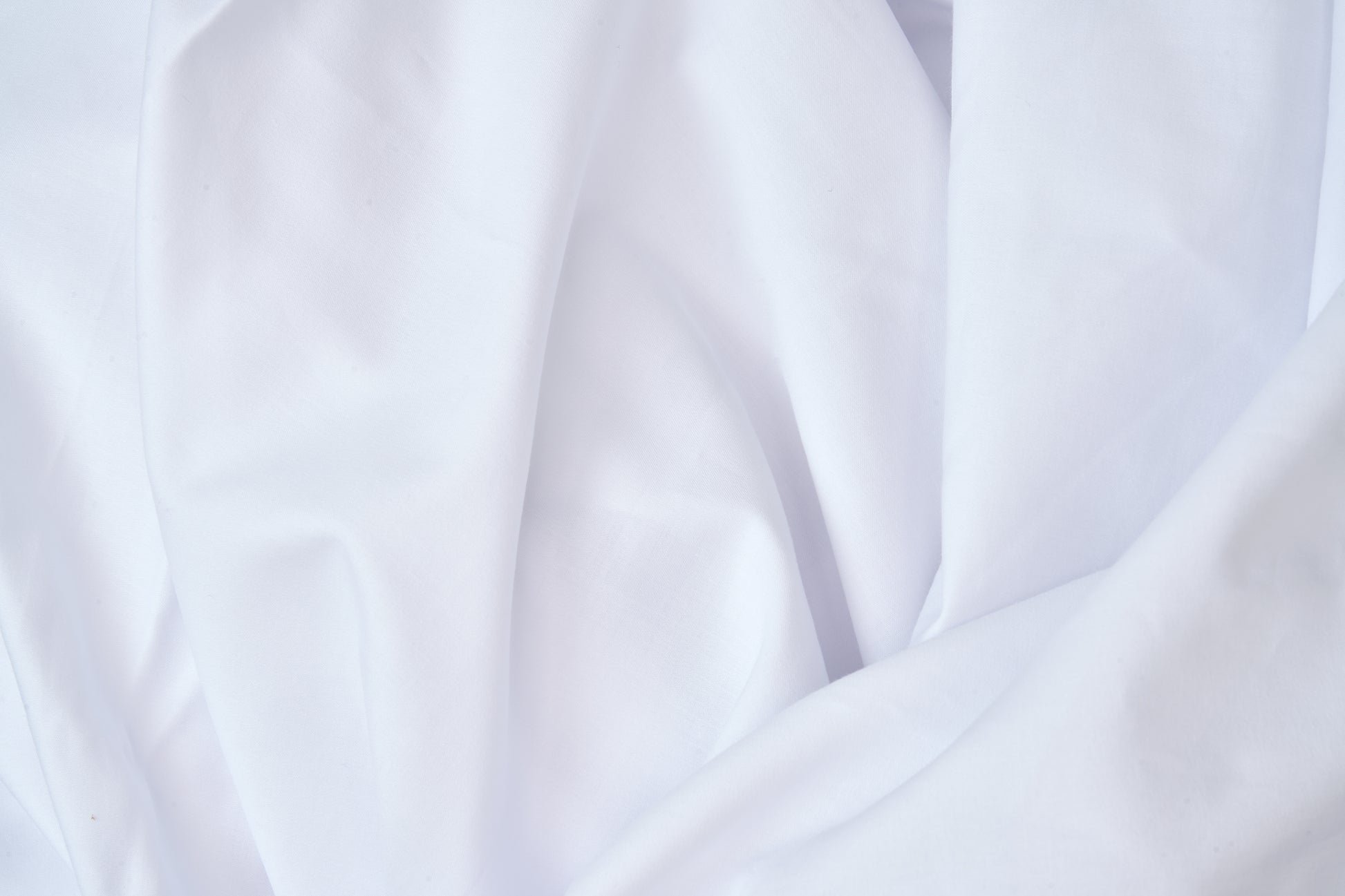 Valiant Products American Boutique white 300 thread count cotton sateen flat sheet with a smooth, luxurious finish.